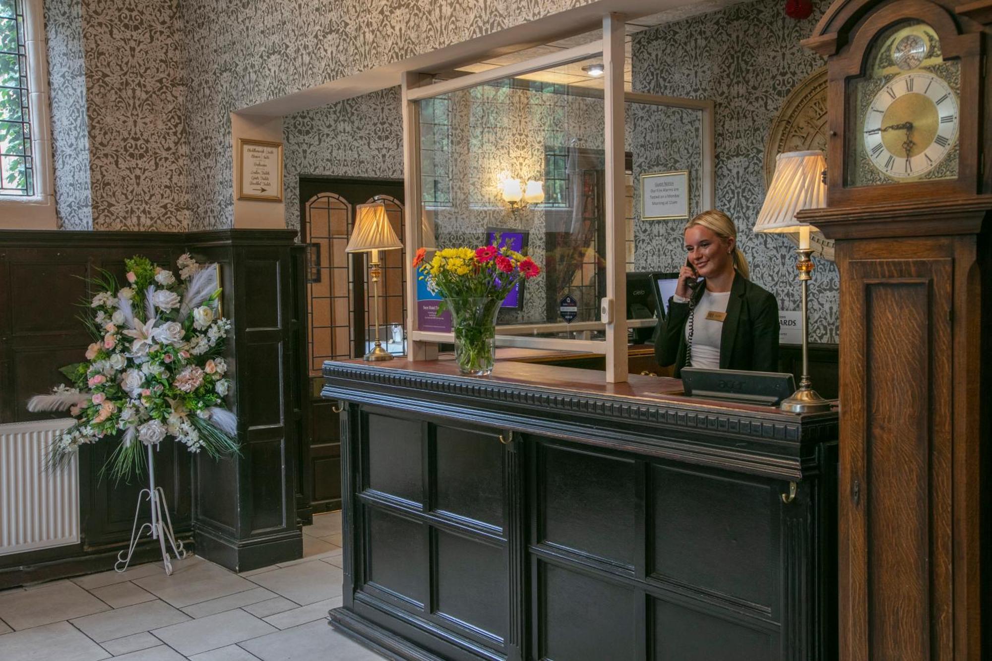 Weston Hall Hotel Sure Hotel Collection By Best Western Bulkington Exterior foto