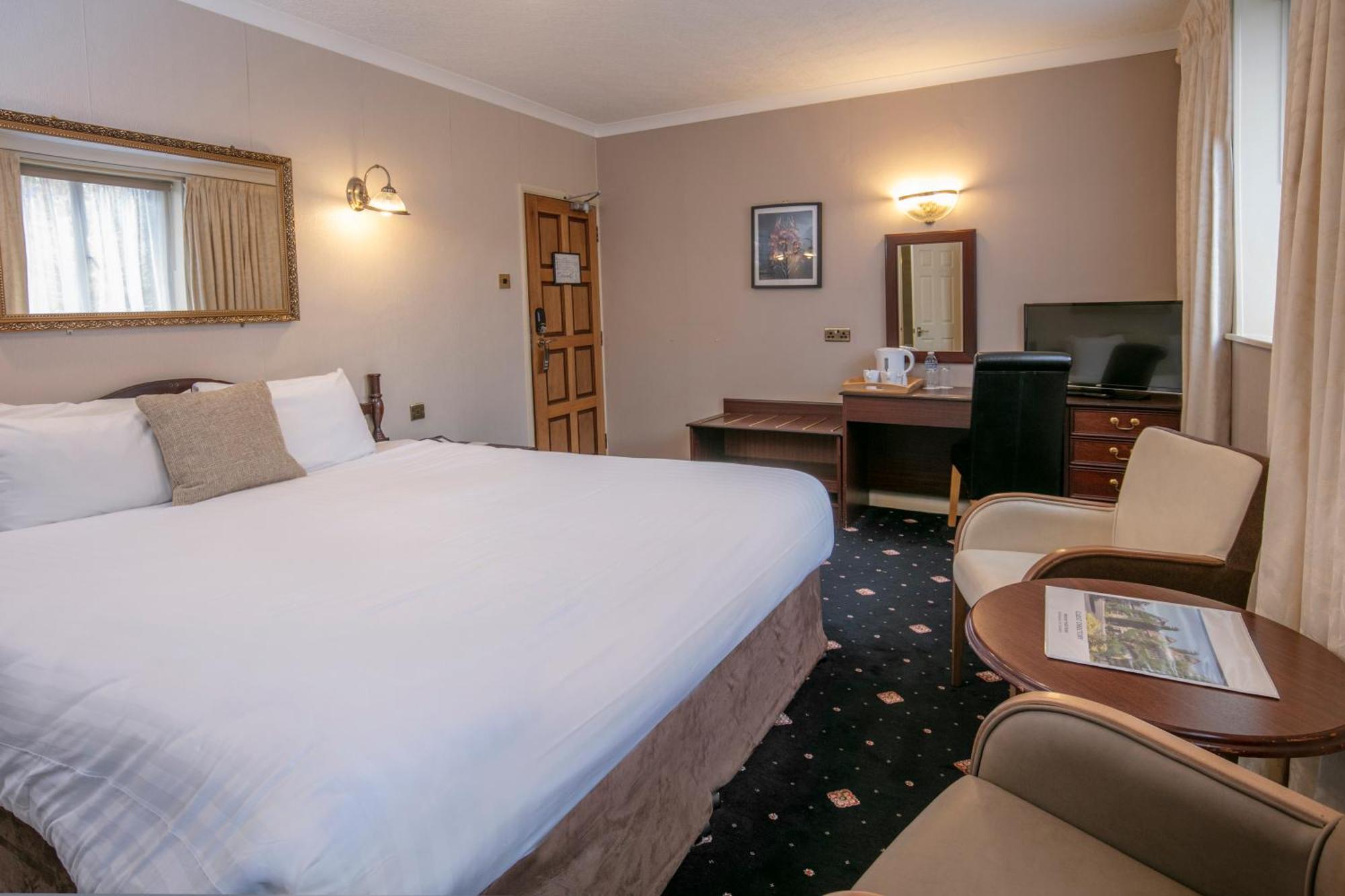 Weston Hall Hotel Sure Hotel Collection By Best Western Bulkington Exterior foto